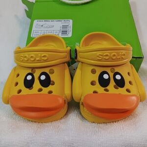Size 2/3 Crocs Littles Iam I Am Rubber Ducky Clogs Sunflower 210025 Toddler